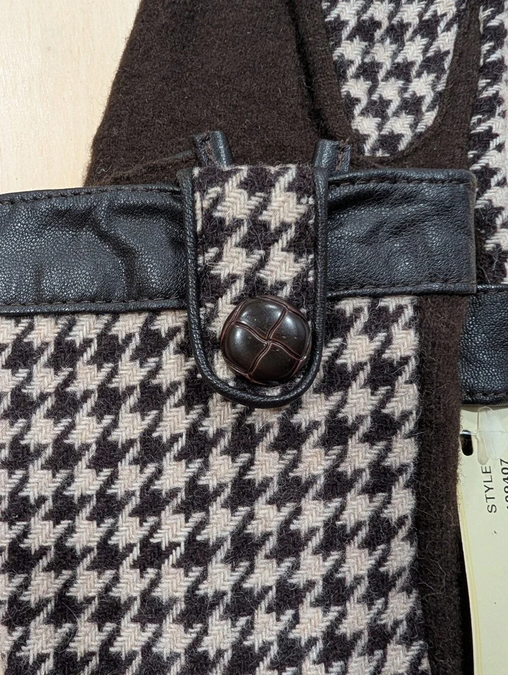 Lauren Ralph Lauren Black and Cream Houndstooth Women's Dress Gloves